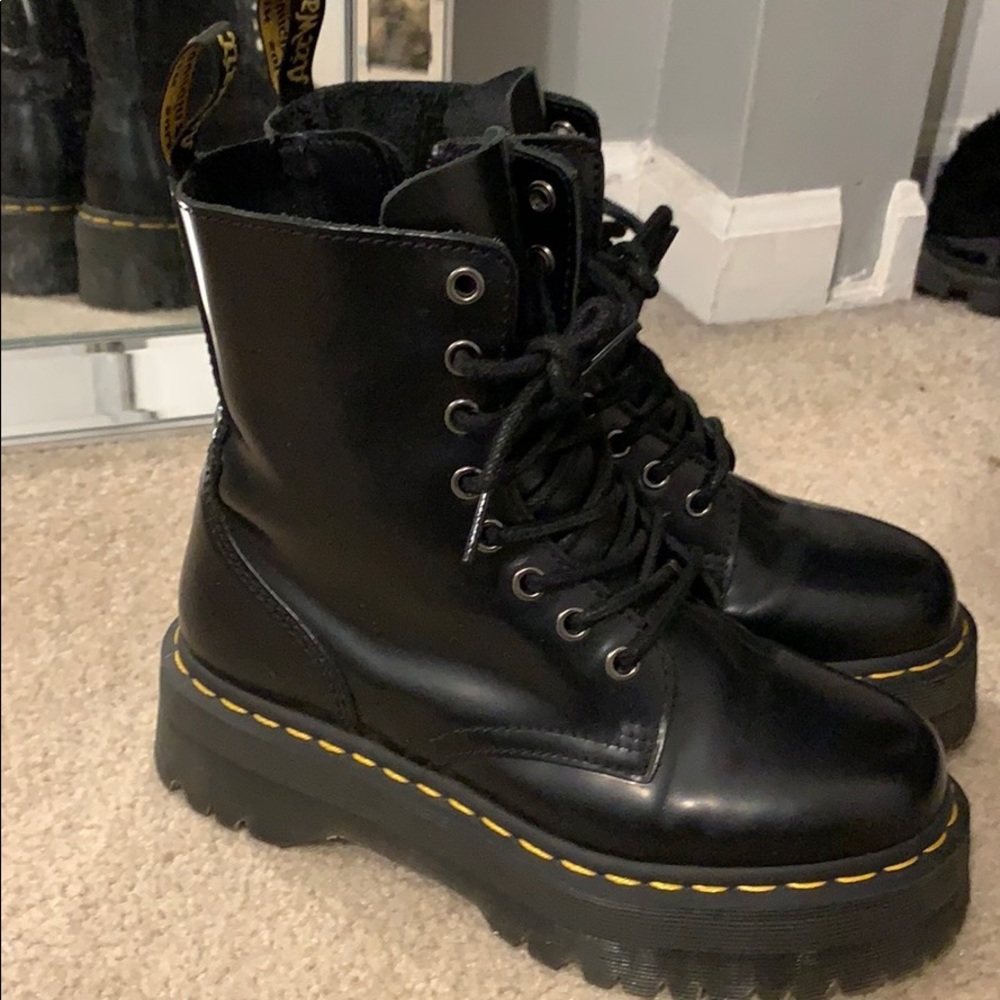 platform jadon doc martens women’s size 6